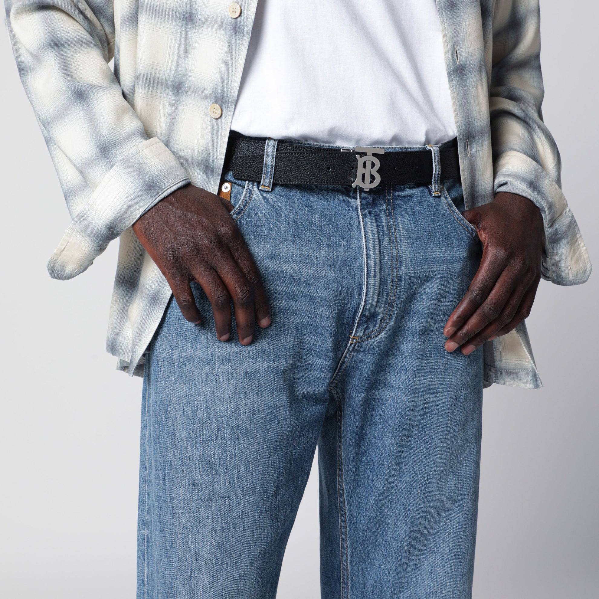 Reversible black/brown belt