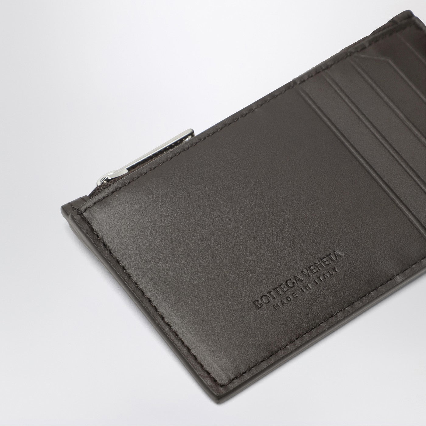 Portacarte con zip fondente in Intrecciato