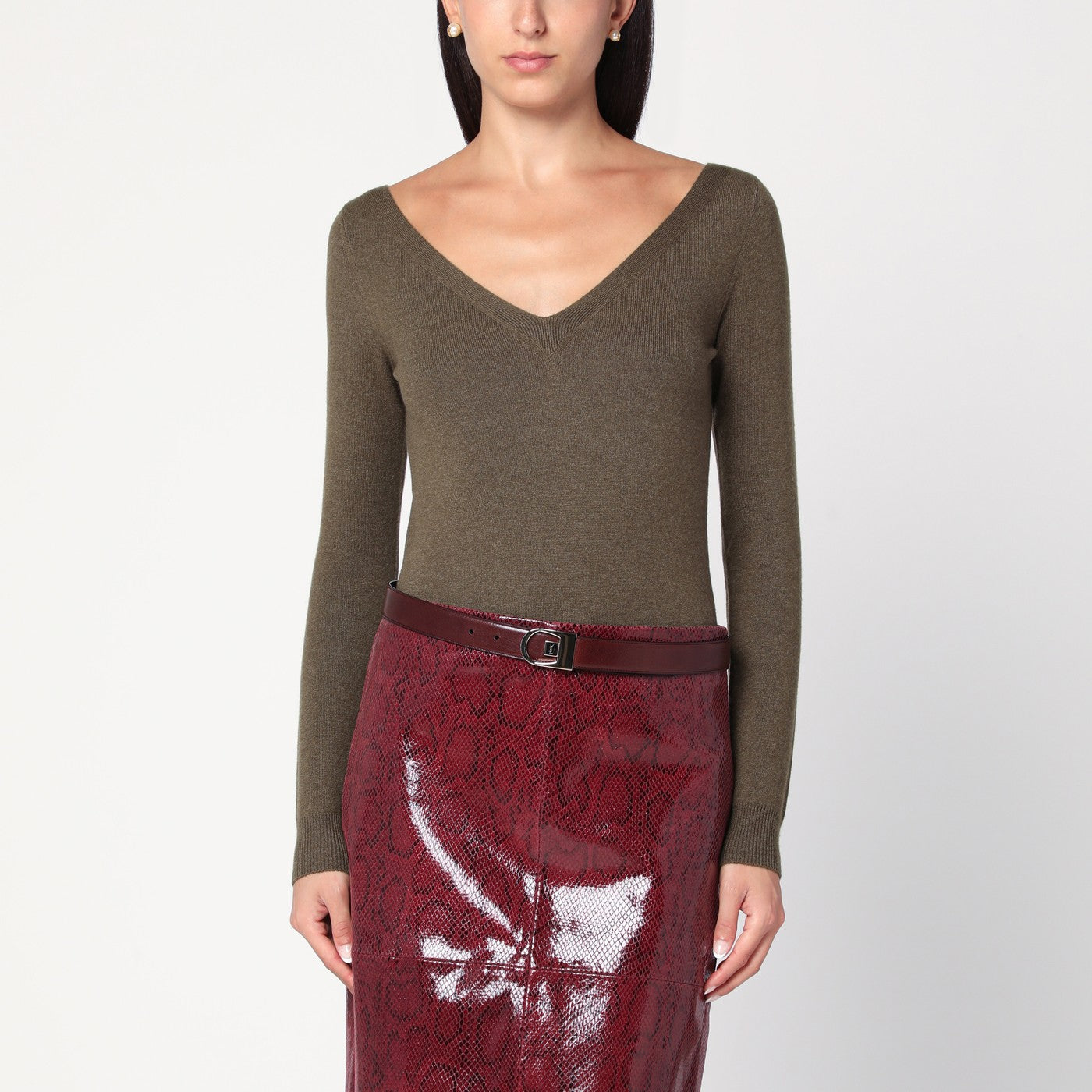 Maglione color kaki in cashmere