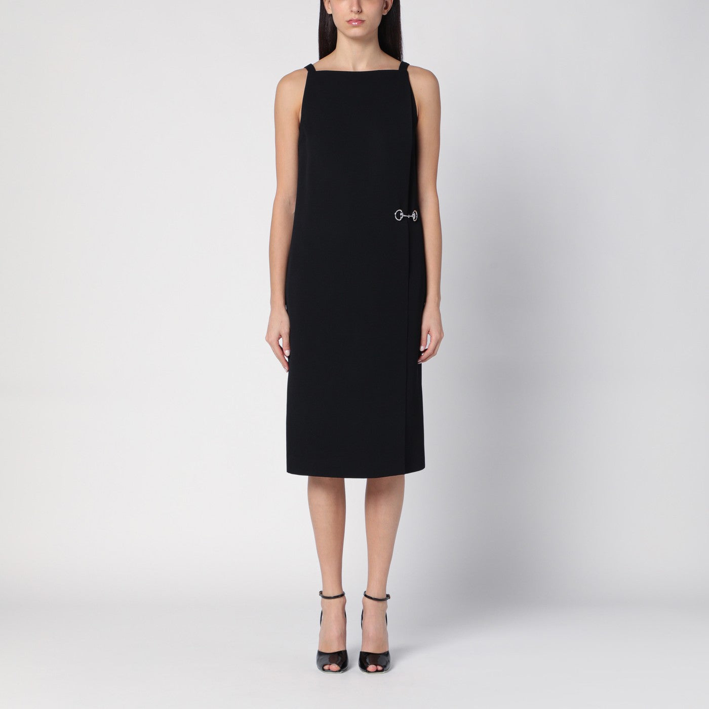 Schwarzes Kleid aus Viskose-Sablé mit Trensenspange