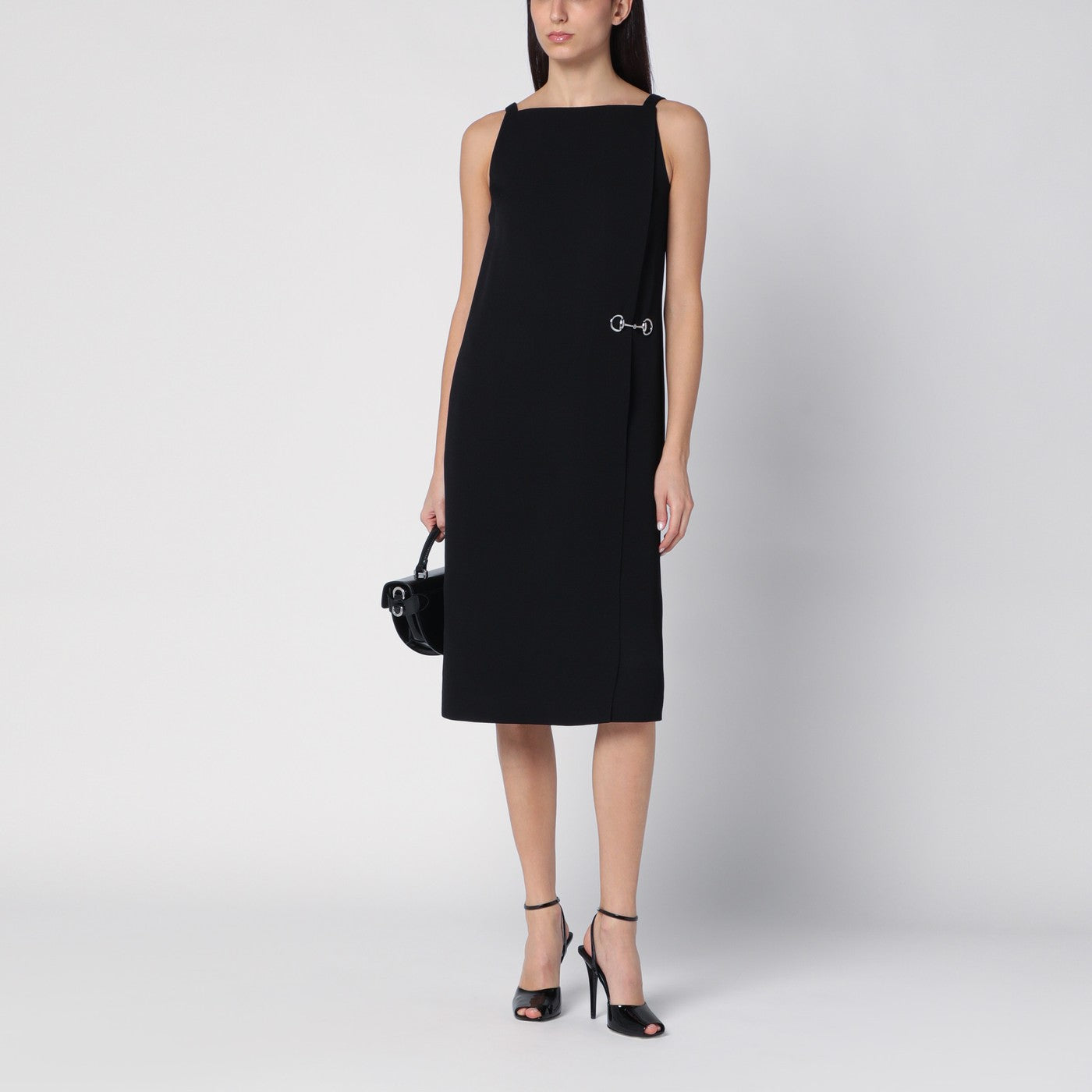 Schwarzes Kleid aus Viskose-Sablé mit Trensenspange
