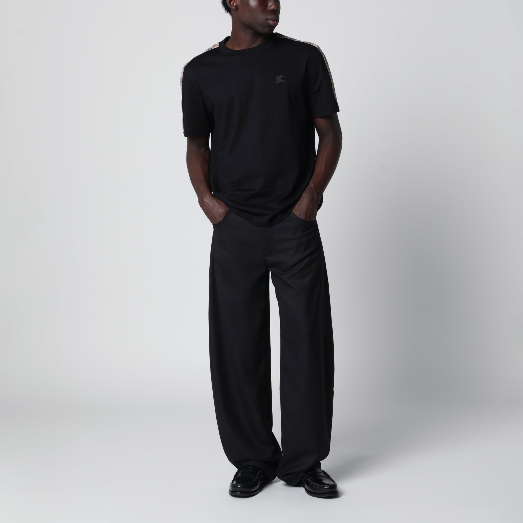 T-shirt nera con dettaglio motivo Check