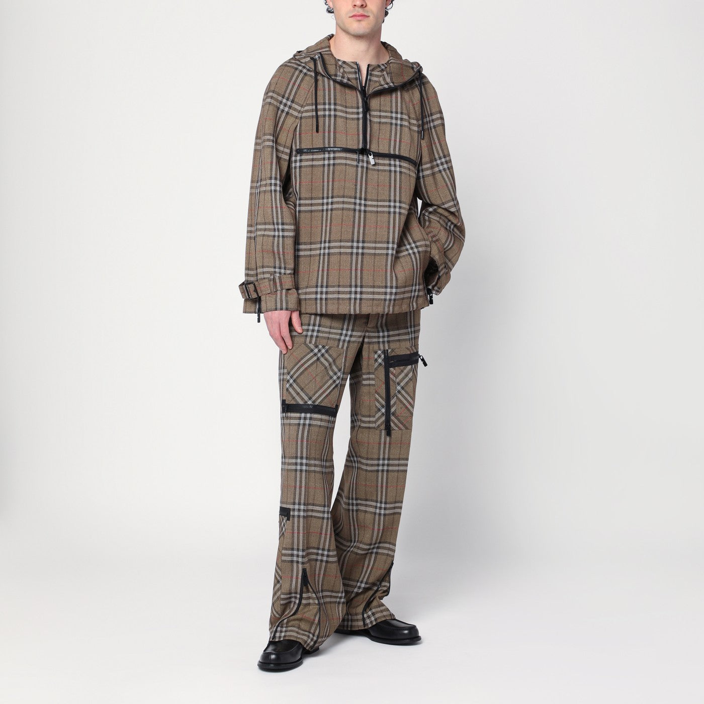 タグ付き DEAD STOCK BURBERRY SMOCK TYPE Burberry Half-zip jacket with Check pattern in silk blend | TheDoubleF