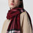 Sciarpa bordeaux in cashmere con motivo Check 