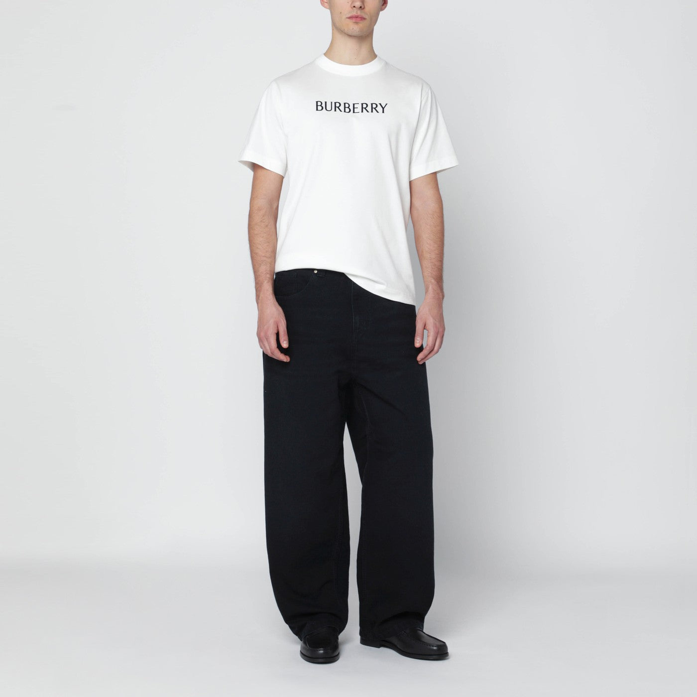 Burberry White T-shirt with logo print | TheDoubleF