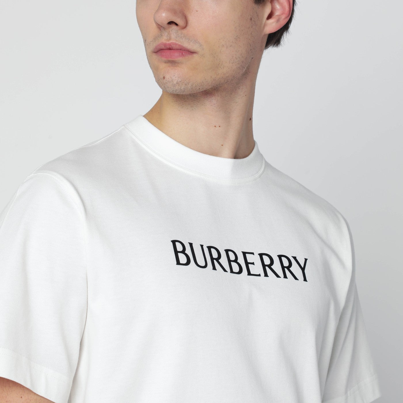 BURBERRY White T-shirt with logo print | TheDoubleF