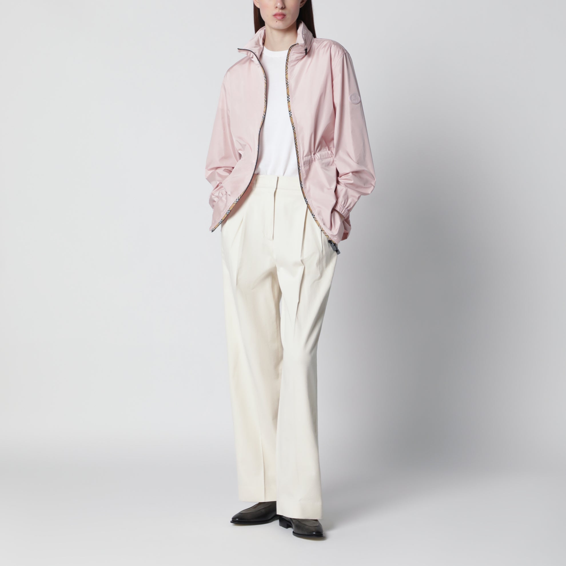 Kurzer rosa Parka aus Nylon mit Check-Band
