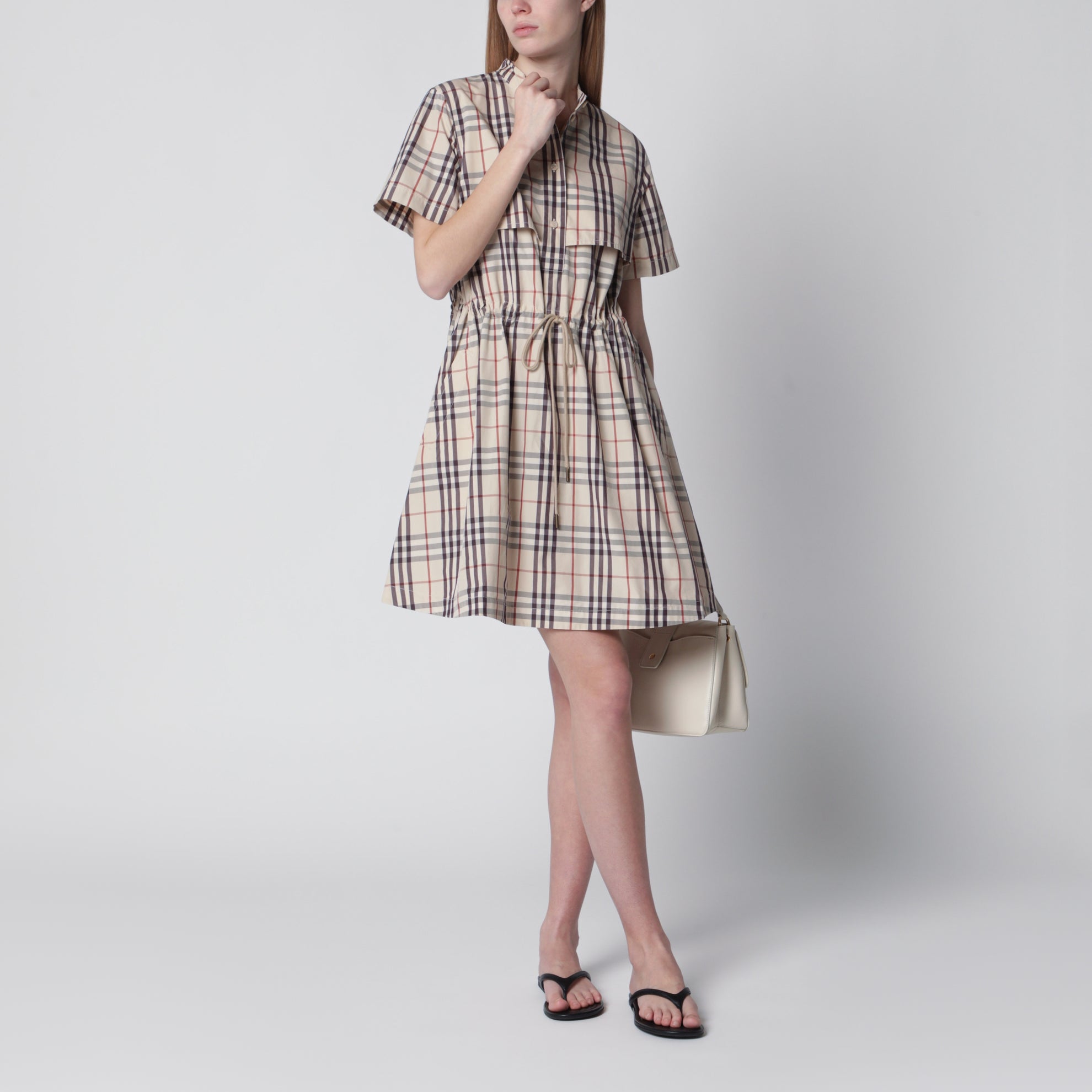 Kurzarmkleid aus Baumwolle mit Karomuster in Beige