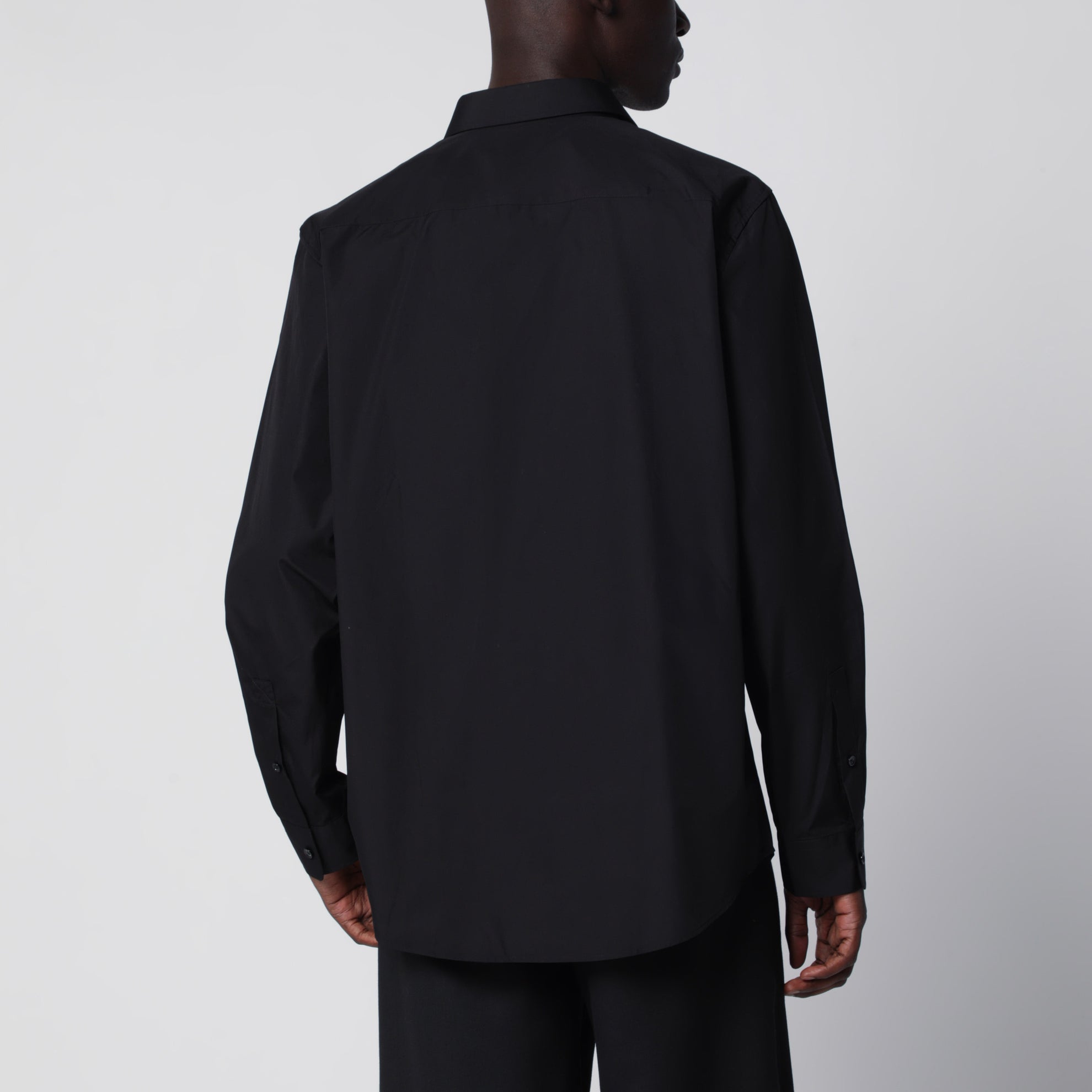 Camicia classica in popeline di cotone nera