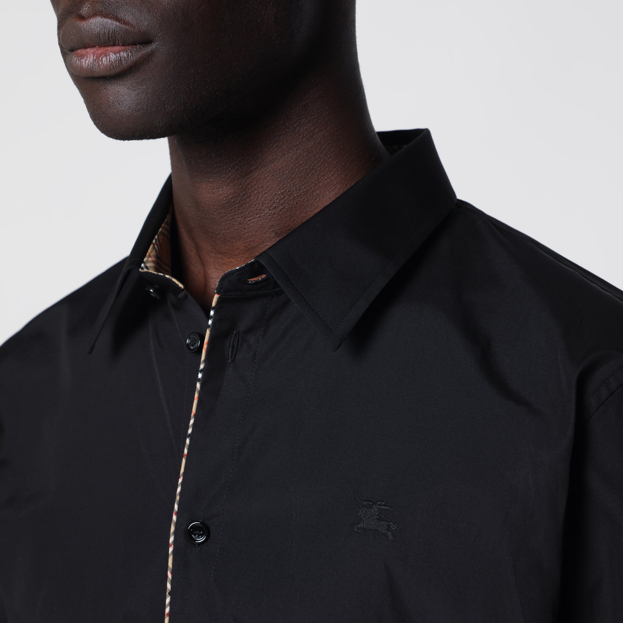 Camicia classica in popeline di cotone nera