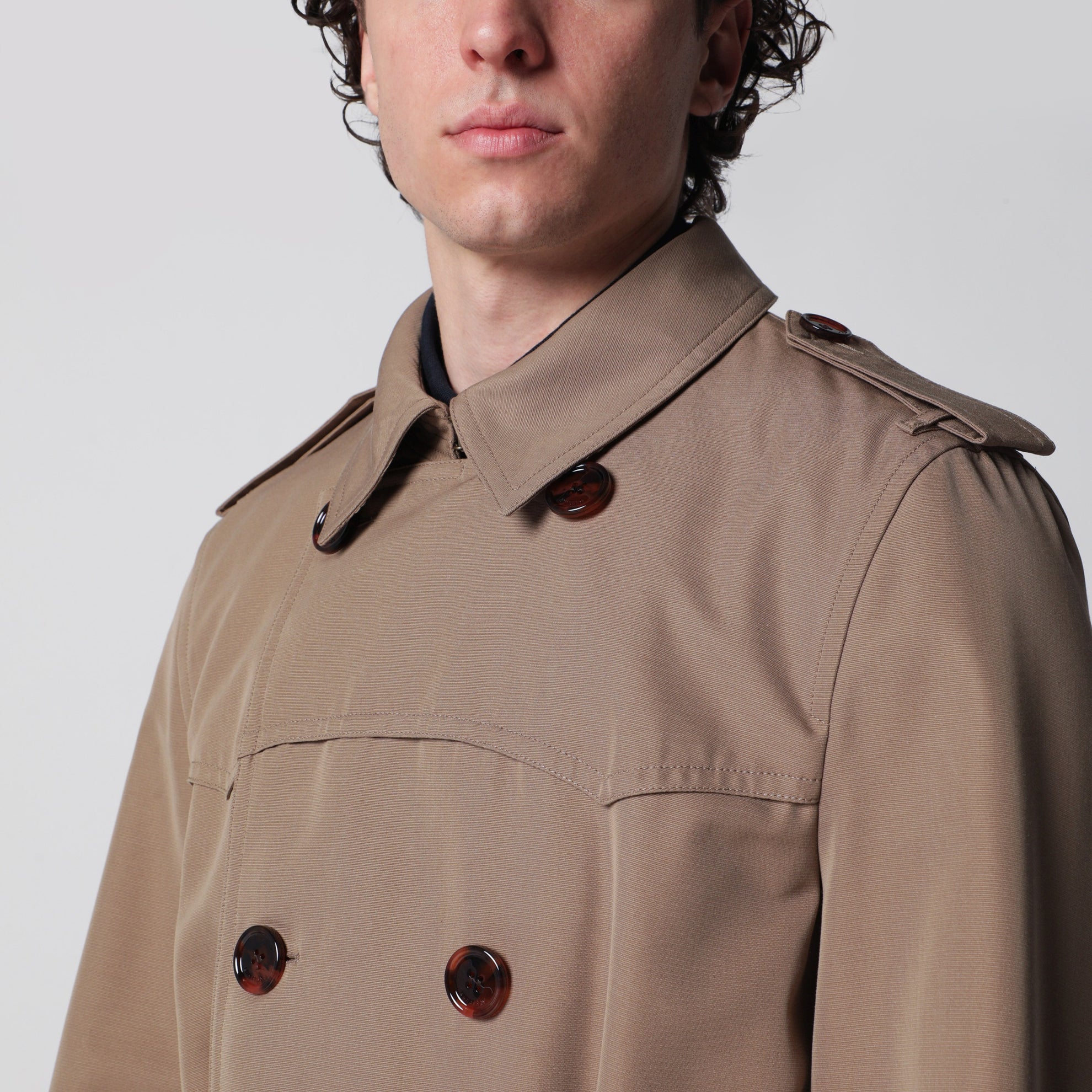 Short Foxfield trench coat in cotton and silk