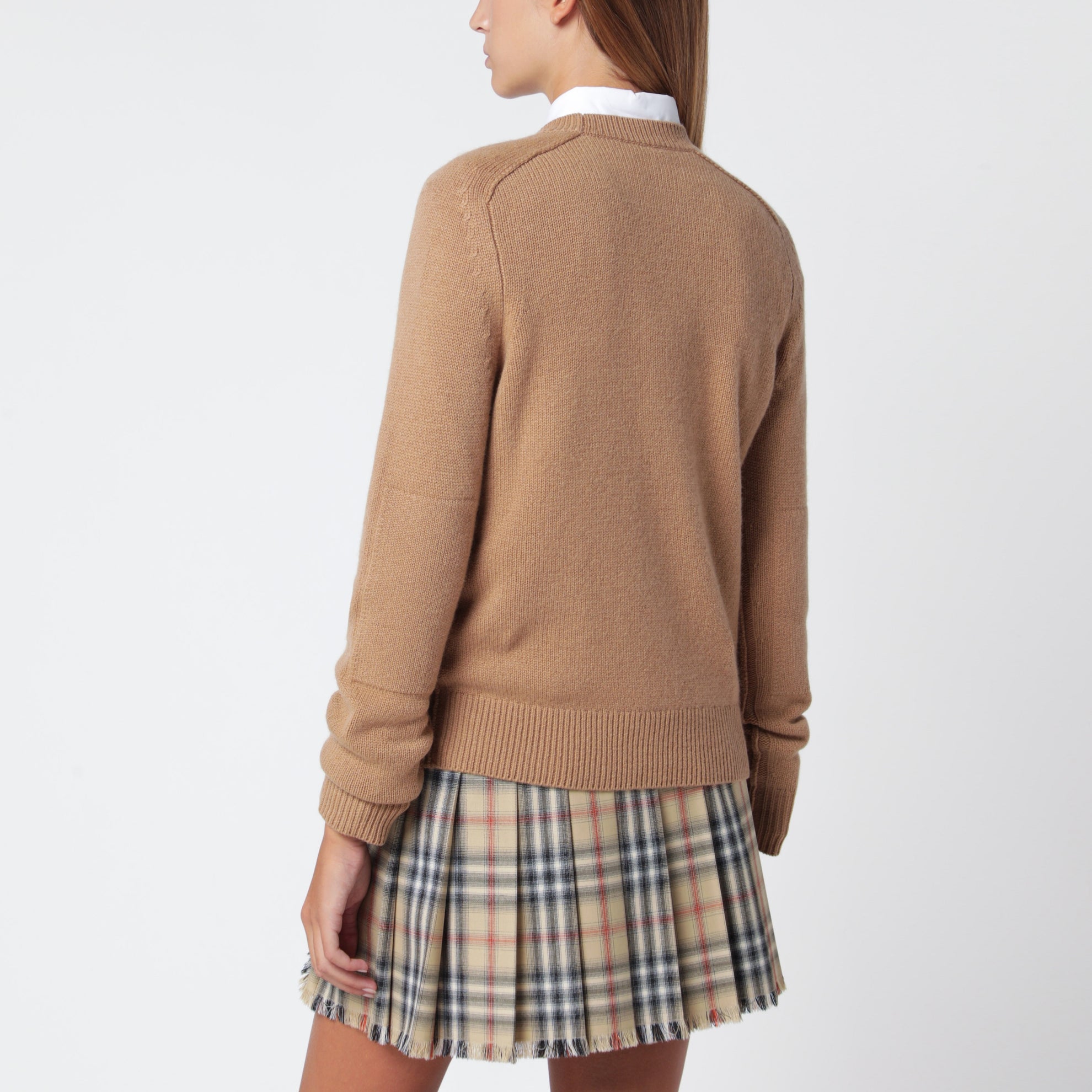 Maglione girocollo color caramello in cashmere