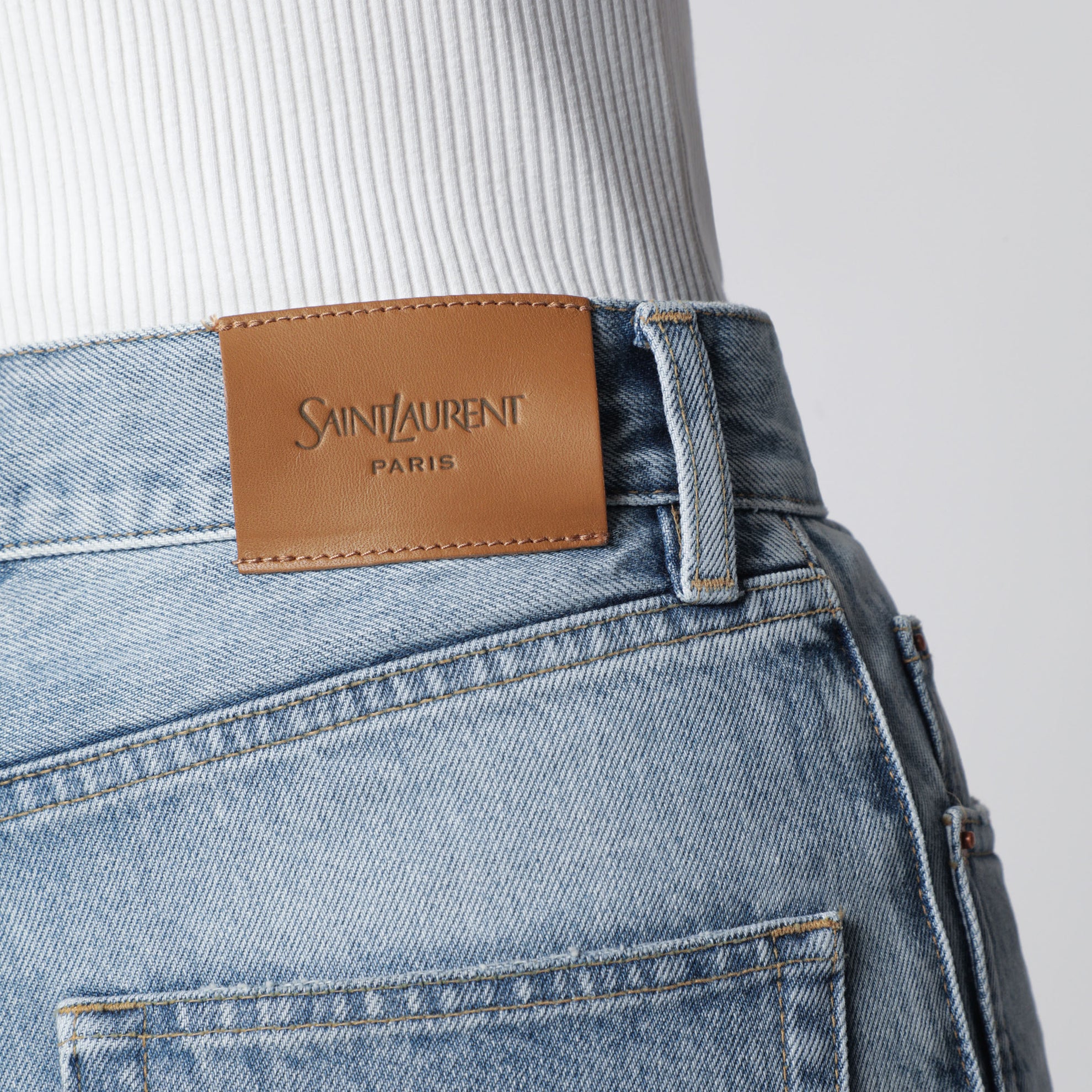 Jeans corti anni ’90 in denim blu