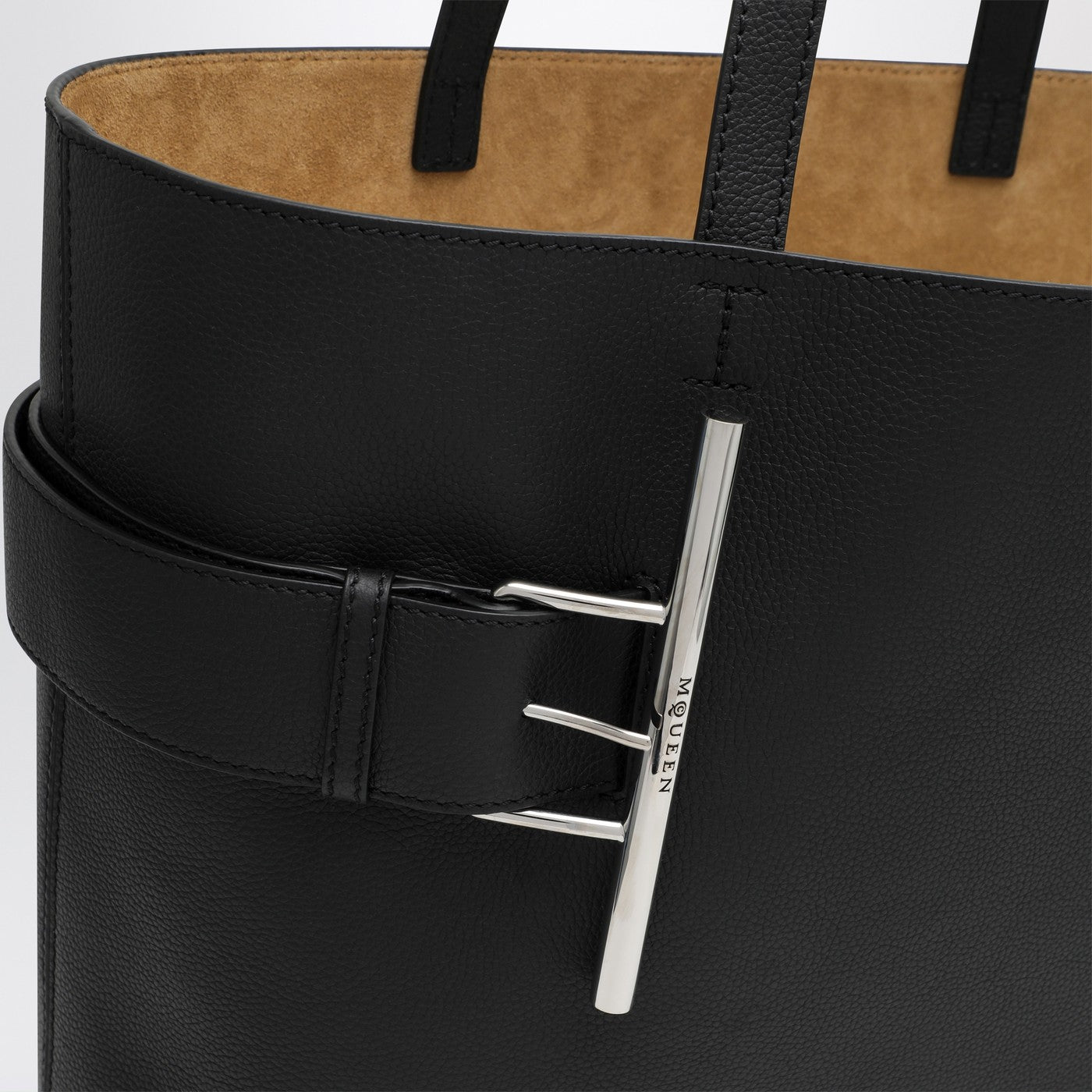 Borsa shopper McQueen Sling T-bar nera