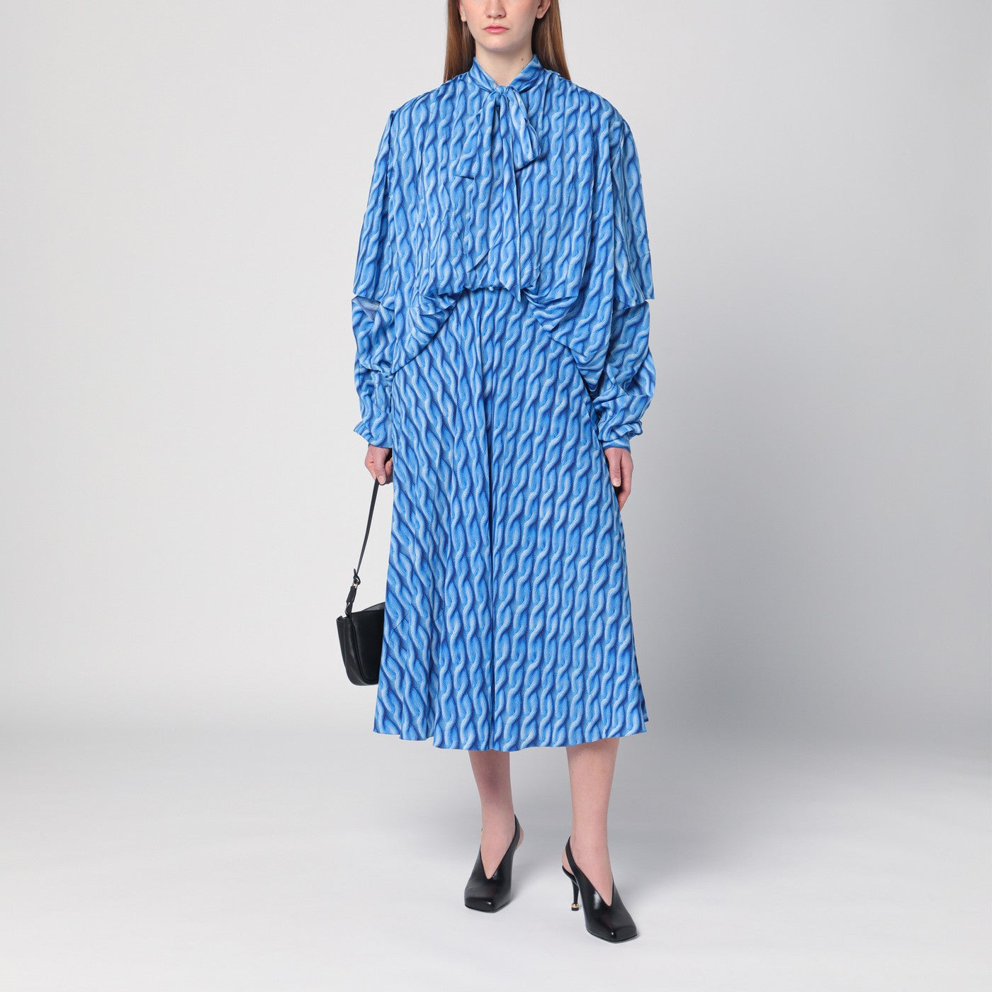 Robe midi avec noeud à imprimé bleu