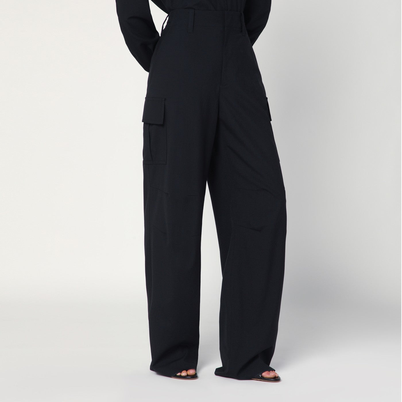 Pantaloni cargo blu notte in lana