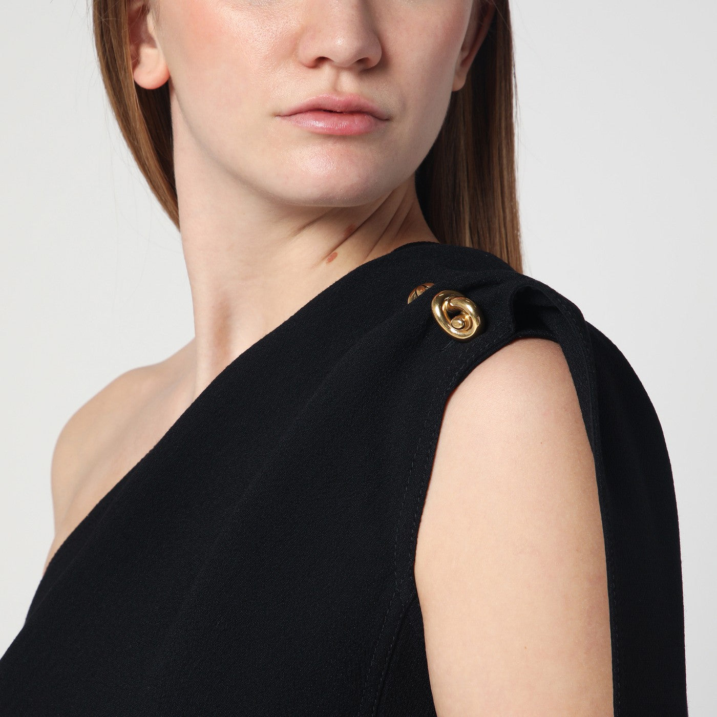 Black top in viscose crêpe and wool