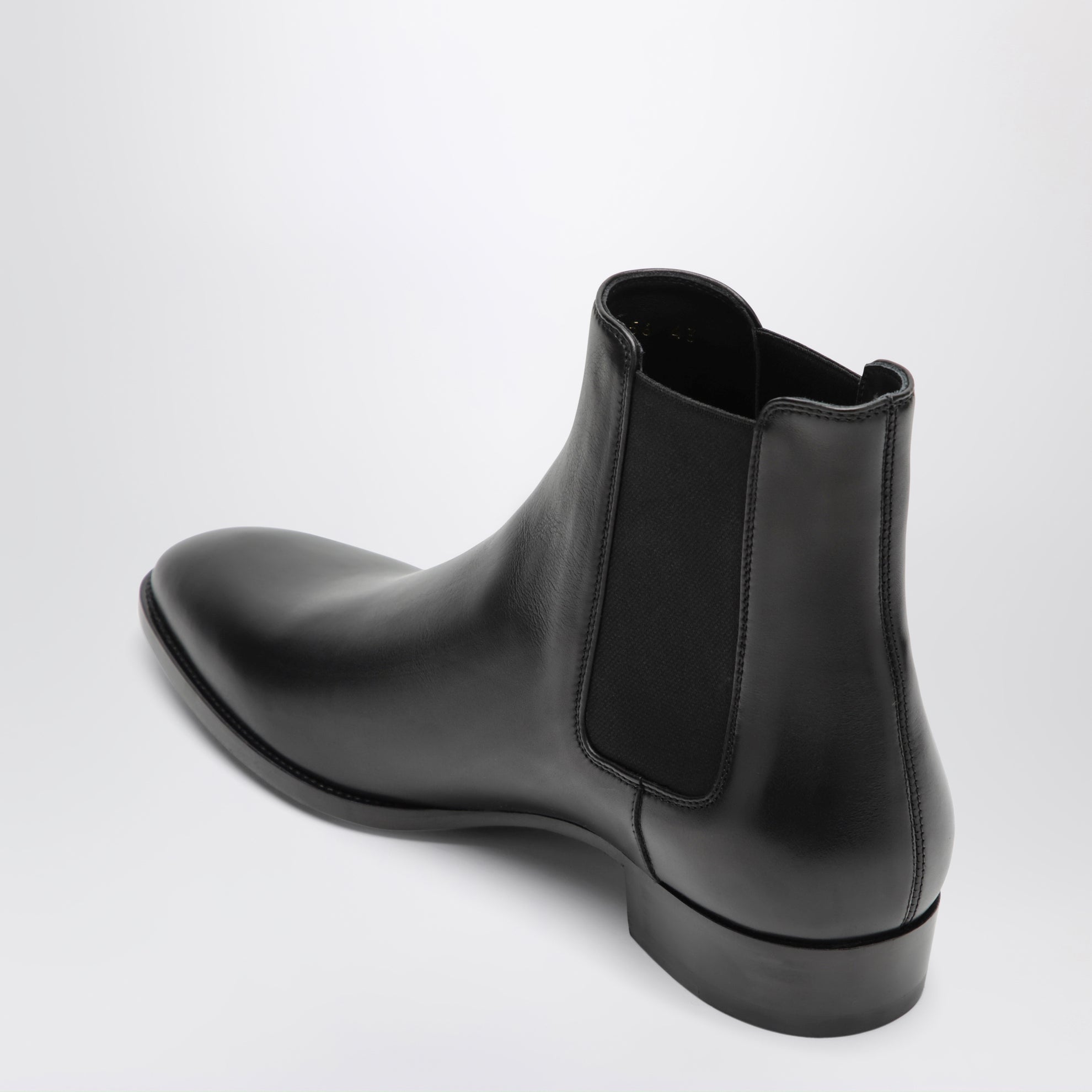 Bottines Chelsea Wyatt noires en cuir