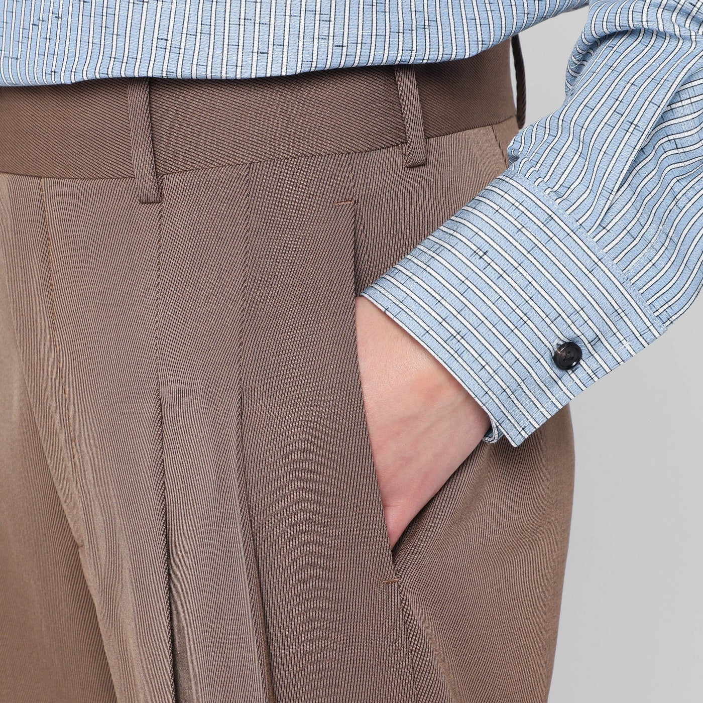 Pantalone marrone in misto lana
