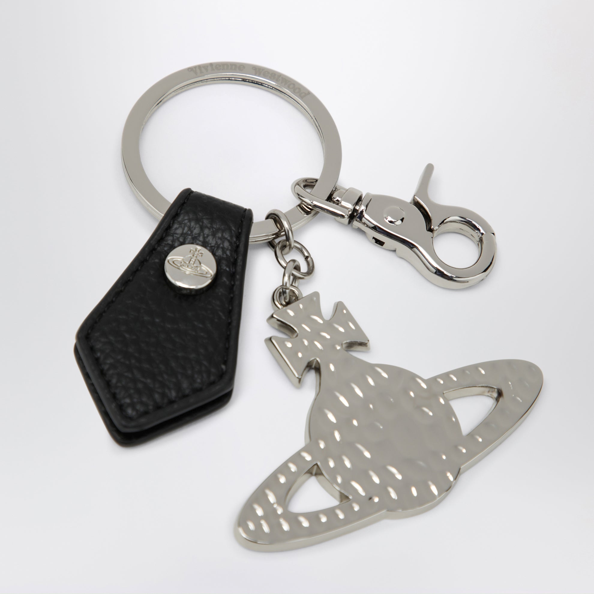 Porte-clés Orb martelé plaqué argent noir