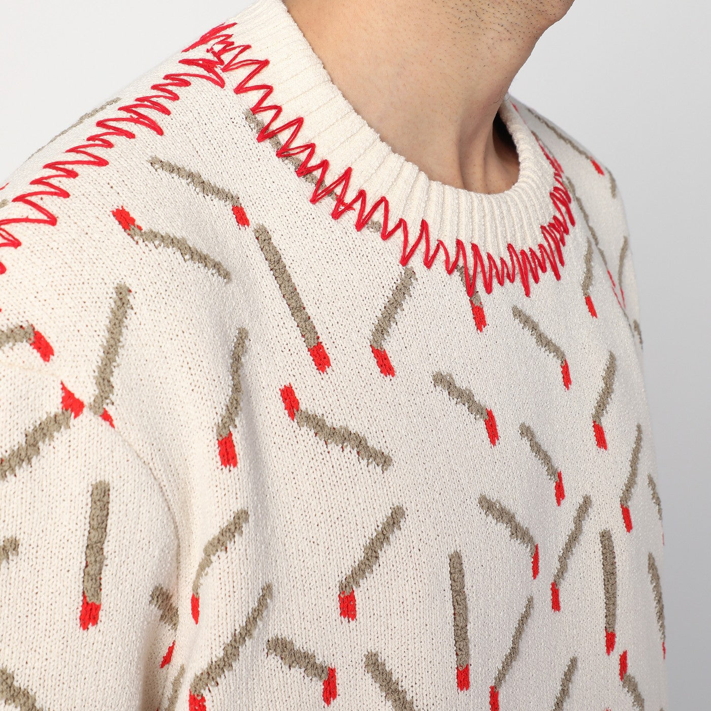 Maglione avorio con motivo a fiammiferi in jacquard