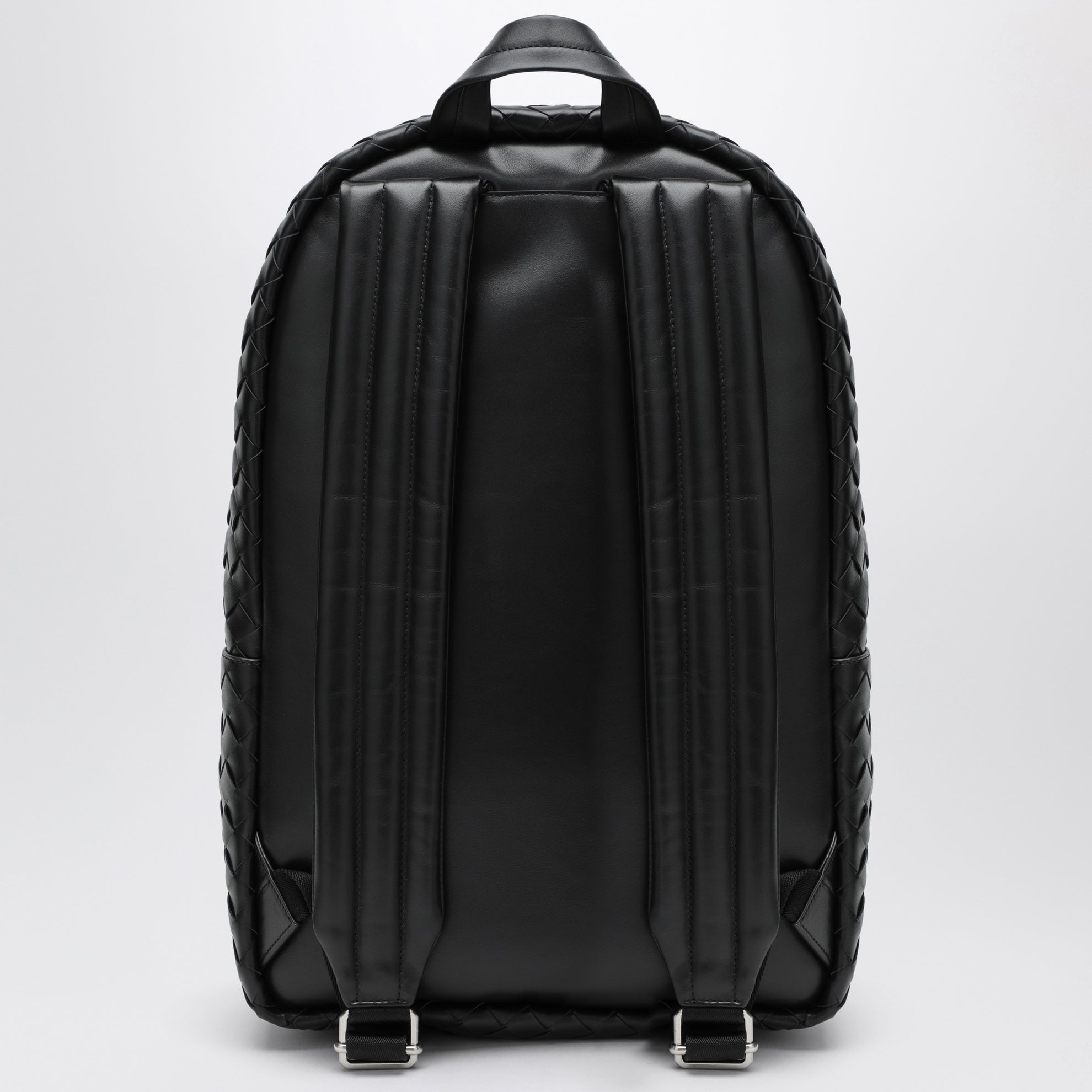 Bottega Veneta Medium black backpack in Intrecciato weave