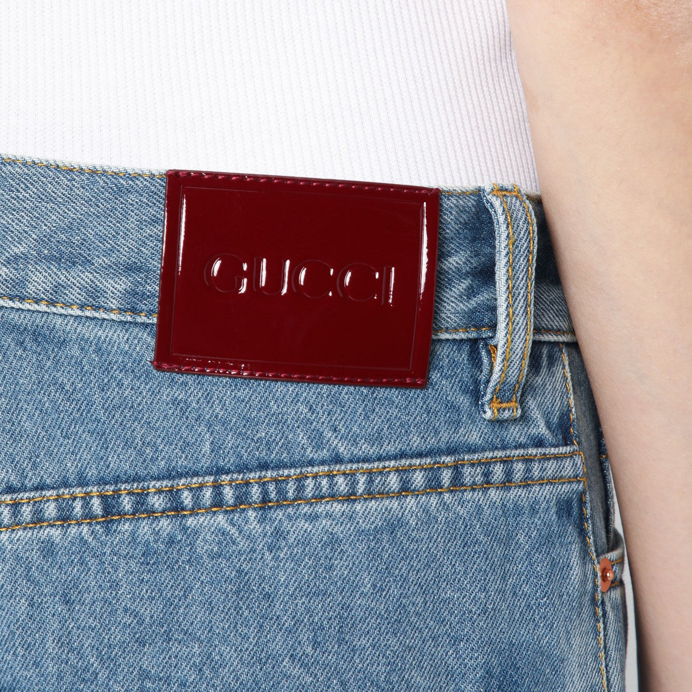 Jeans ampio blu chiaro