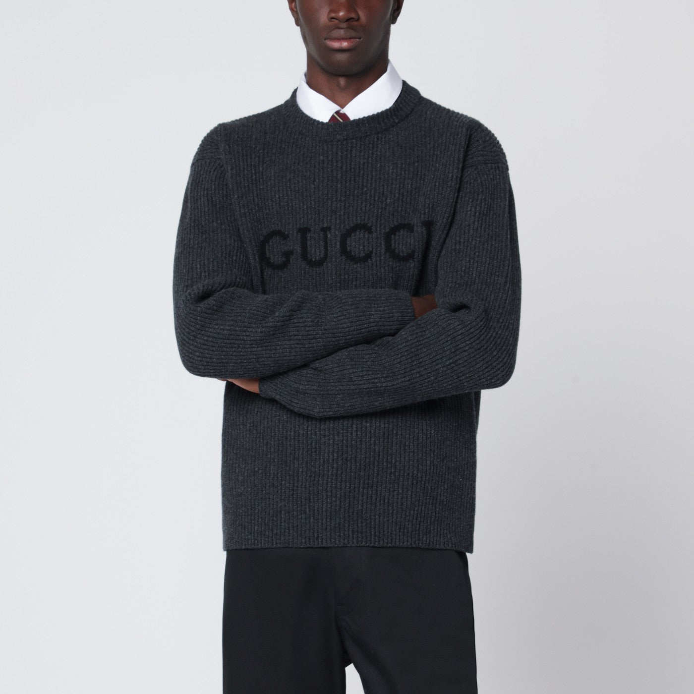 Maglione grigio in lana e cashmere