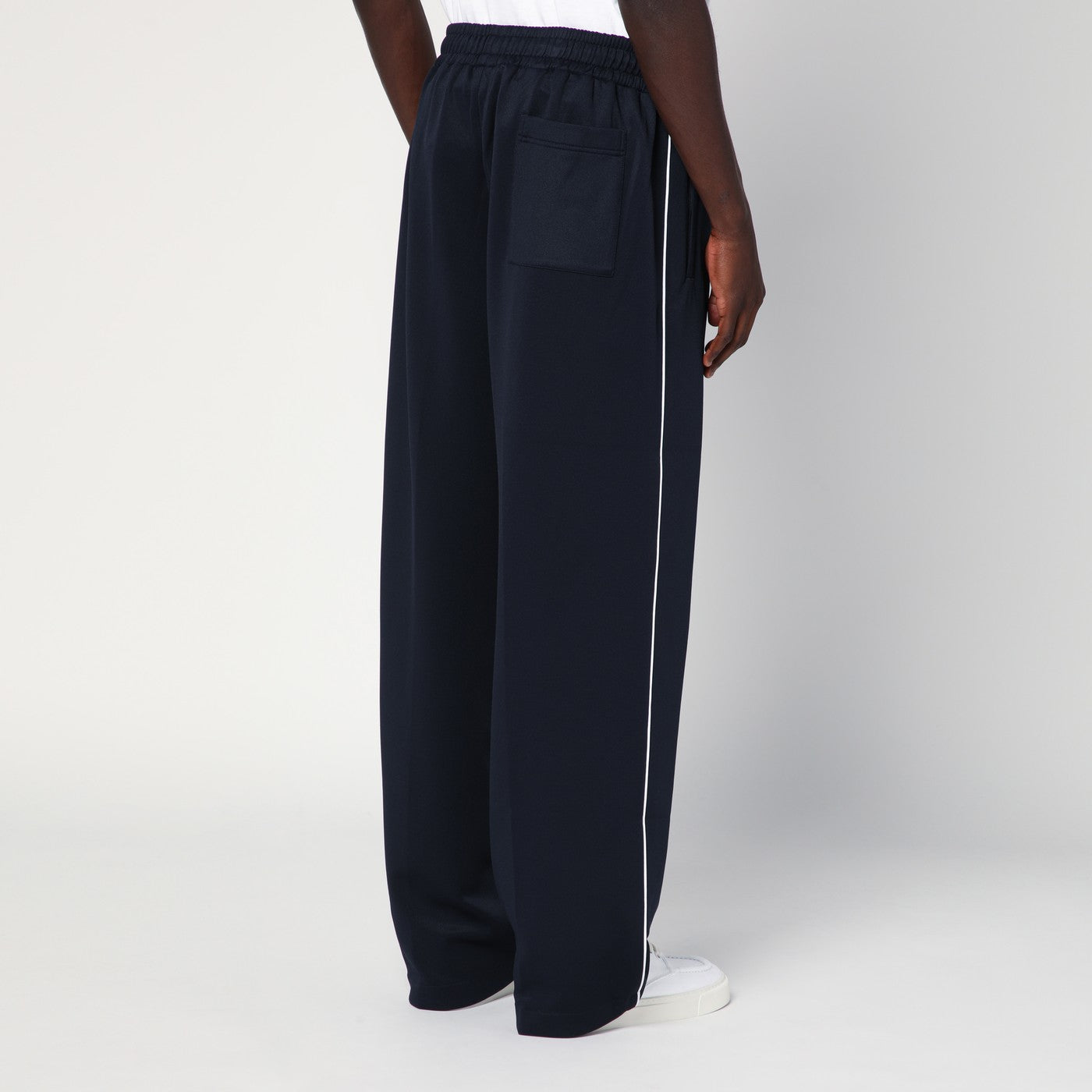 Navyblaue Hose aus technischem Jersey