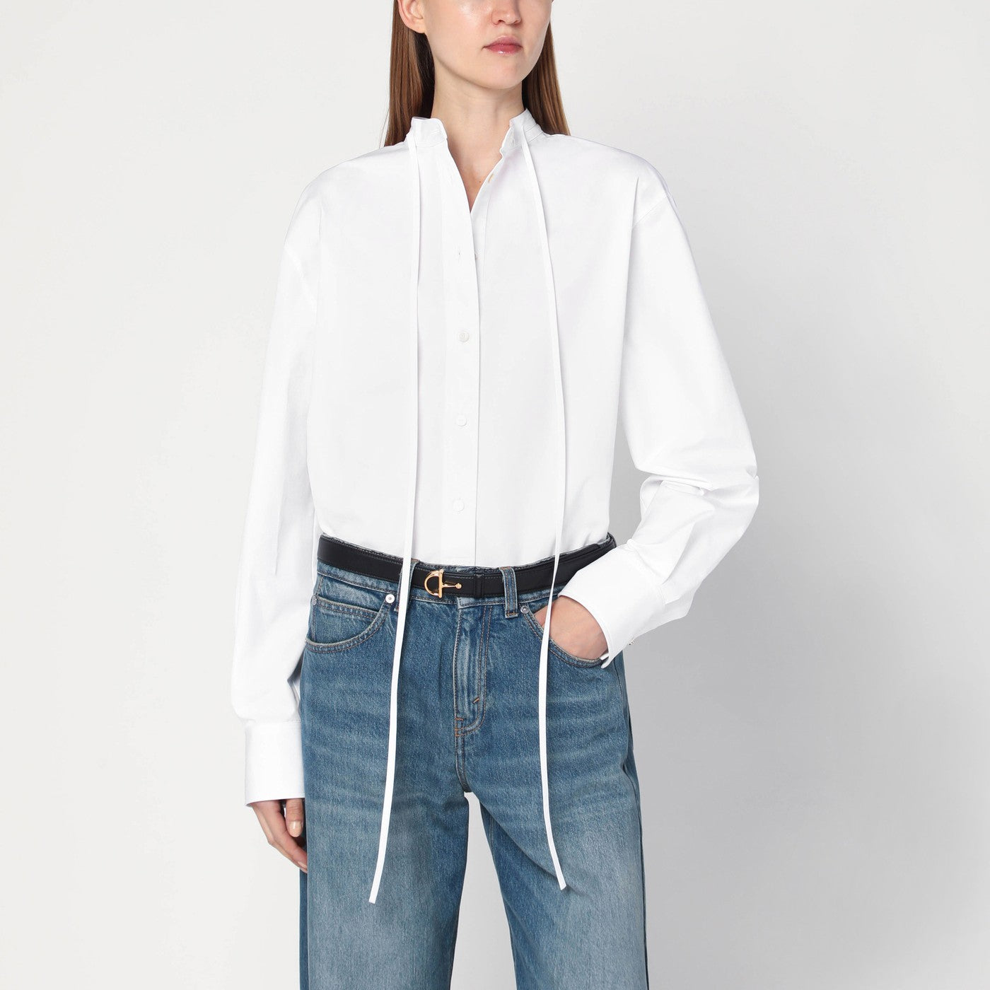 White shirt in cotton poplin