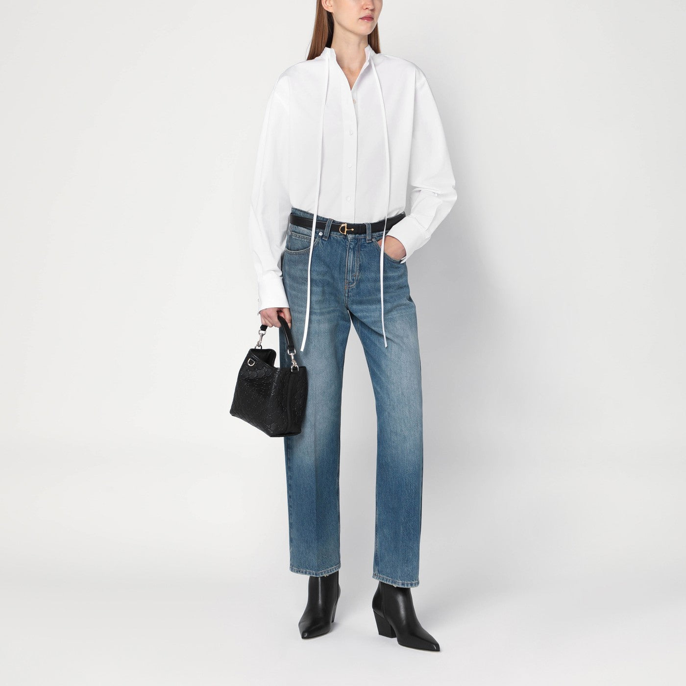 White shirt in cotton poplin