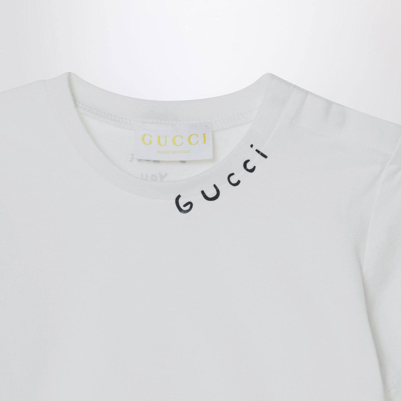 White T-shirt with logo