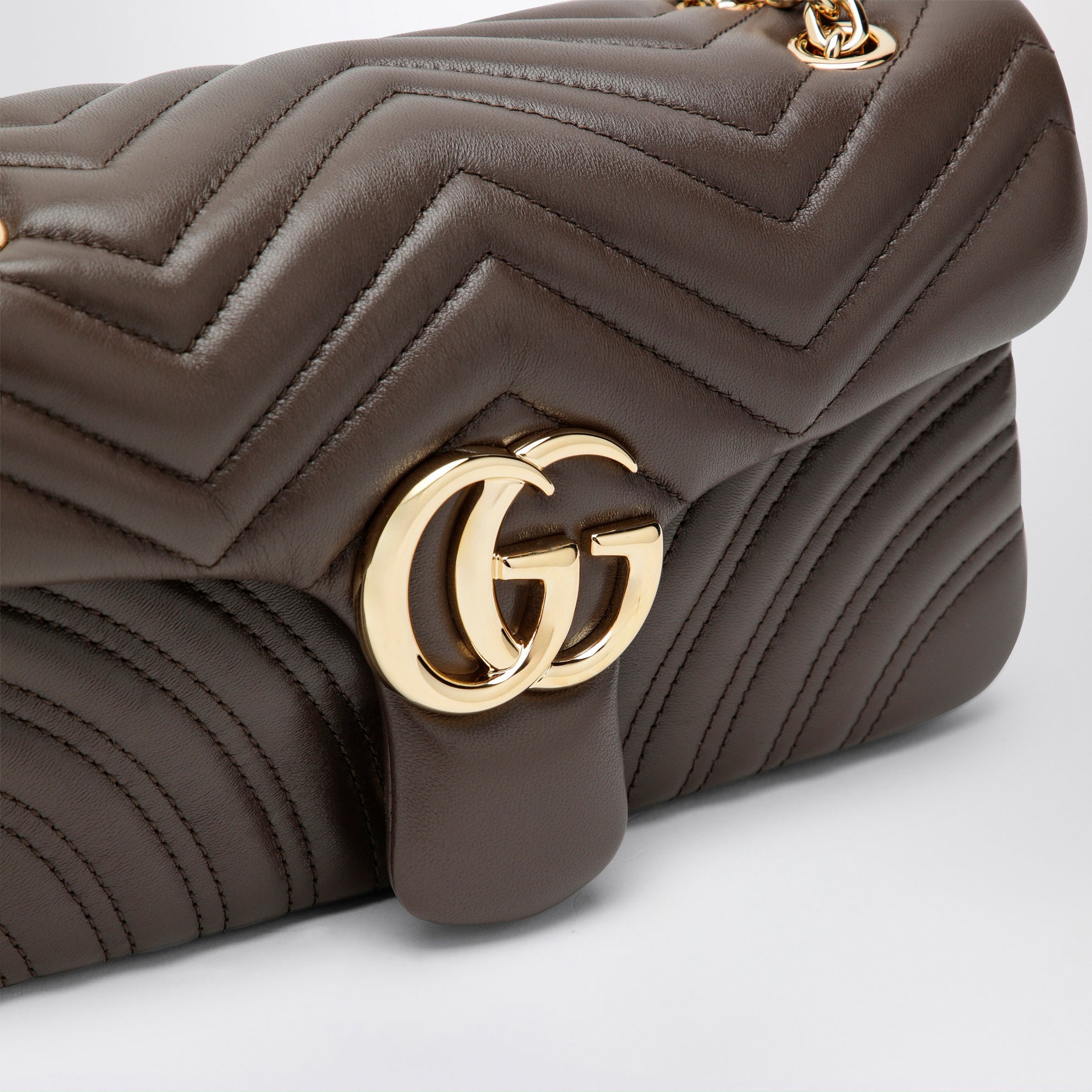 Borsa a spalla GG Marmont media in pelle color tortora