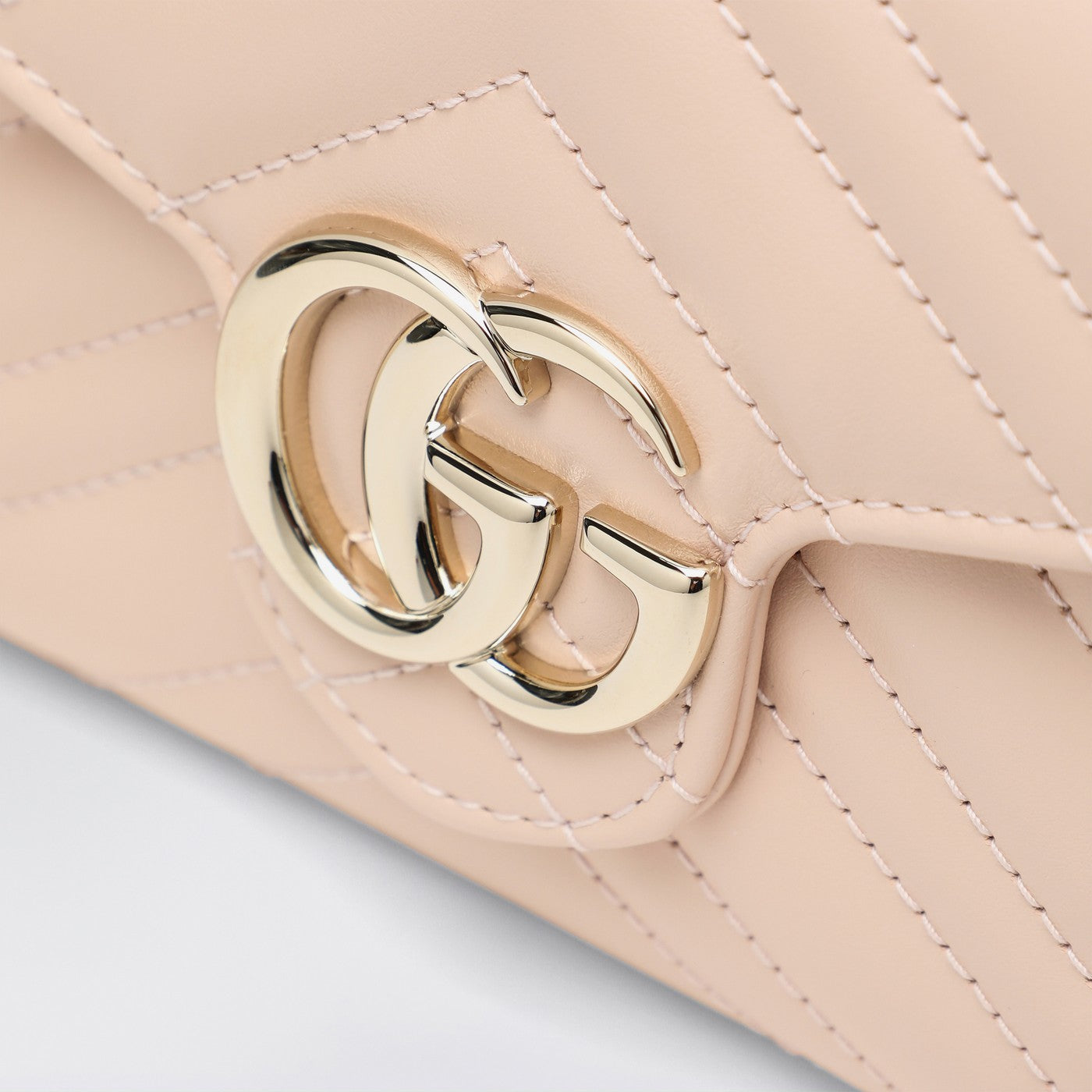 GG Marmont pink wallet with chain