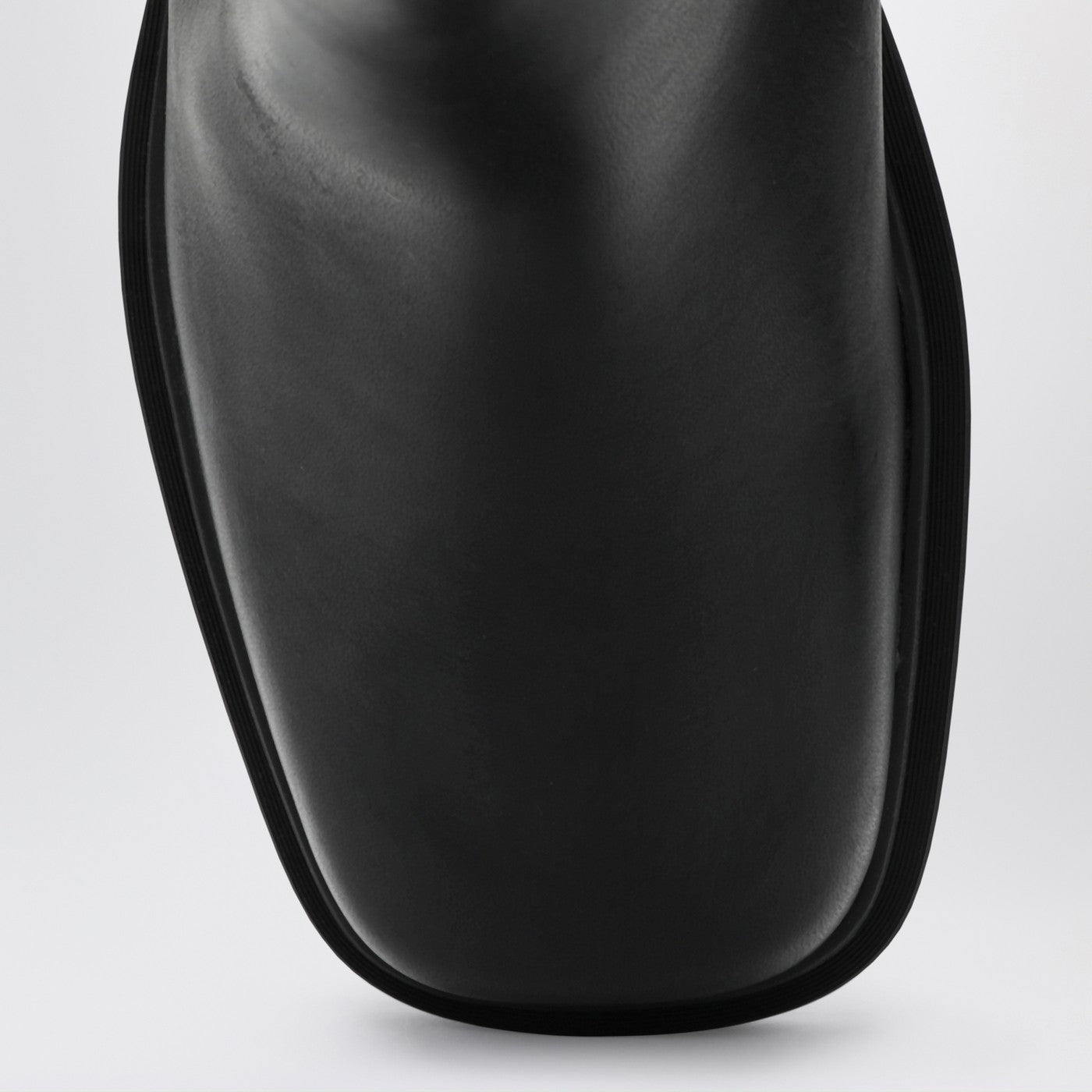 Bottega Veneta Chelsea Boots Ben in Black | TheDoubleF