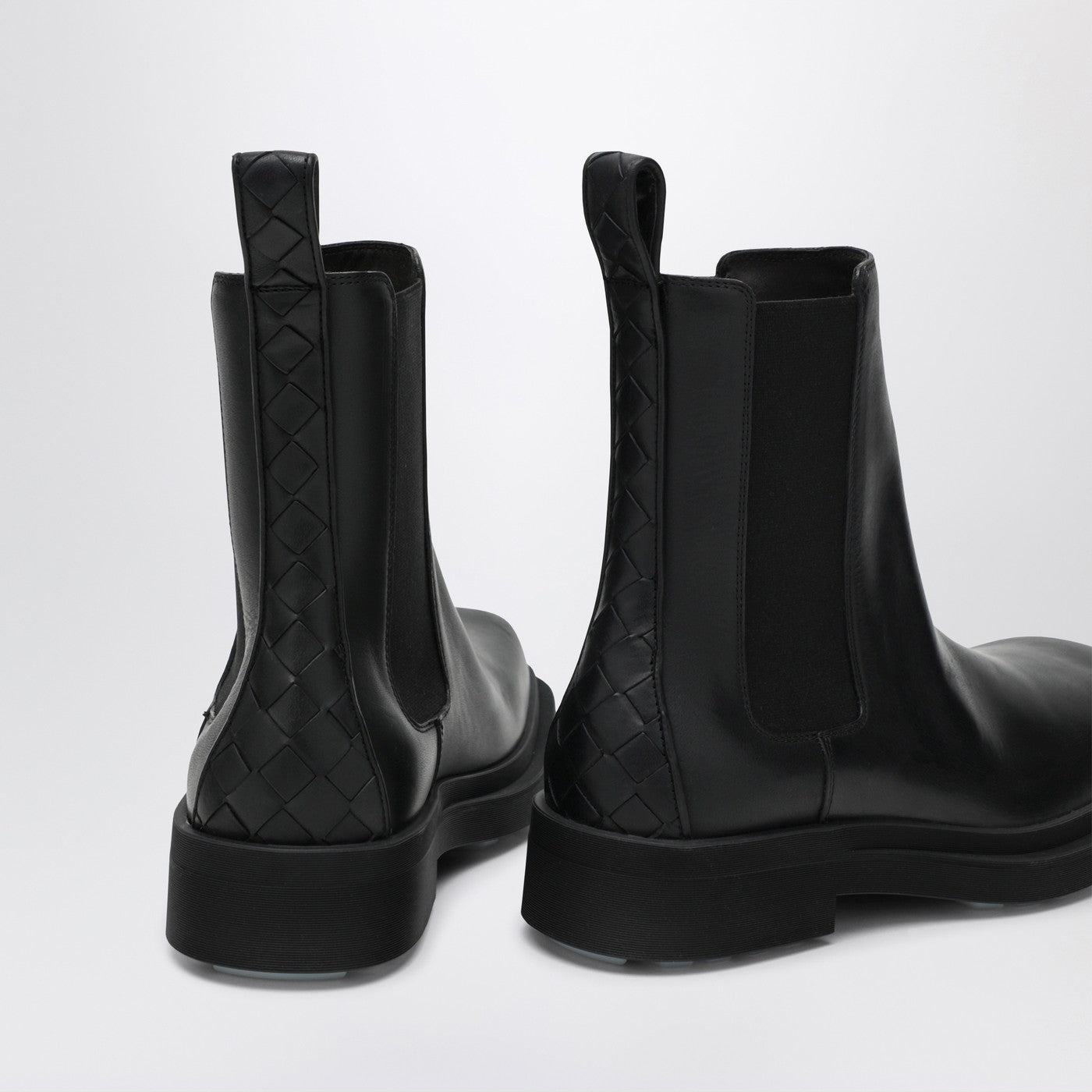 Bottega Veneta Chelsea Boots Ben in Black | TheDoubleF