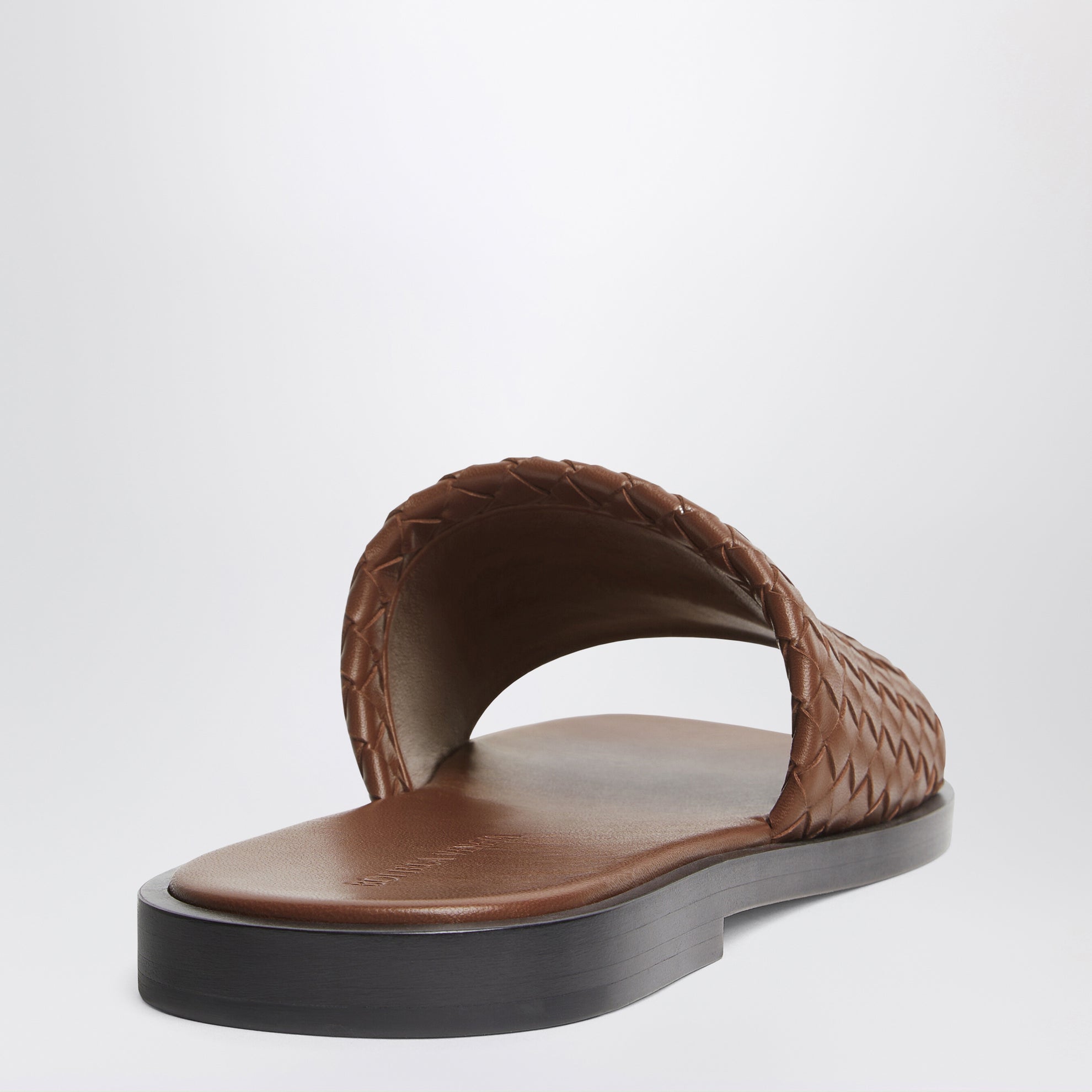 Mules Elio en cuir tressé marron