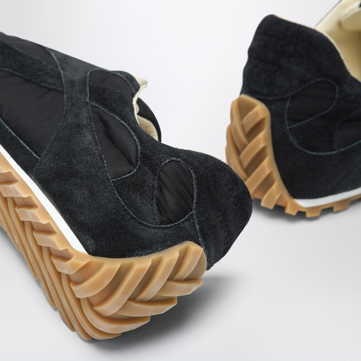 Orbit Flash-Sneaker schwarz aus Wildleder
