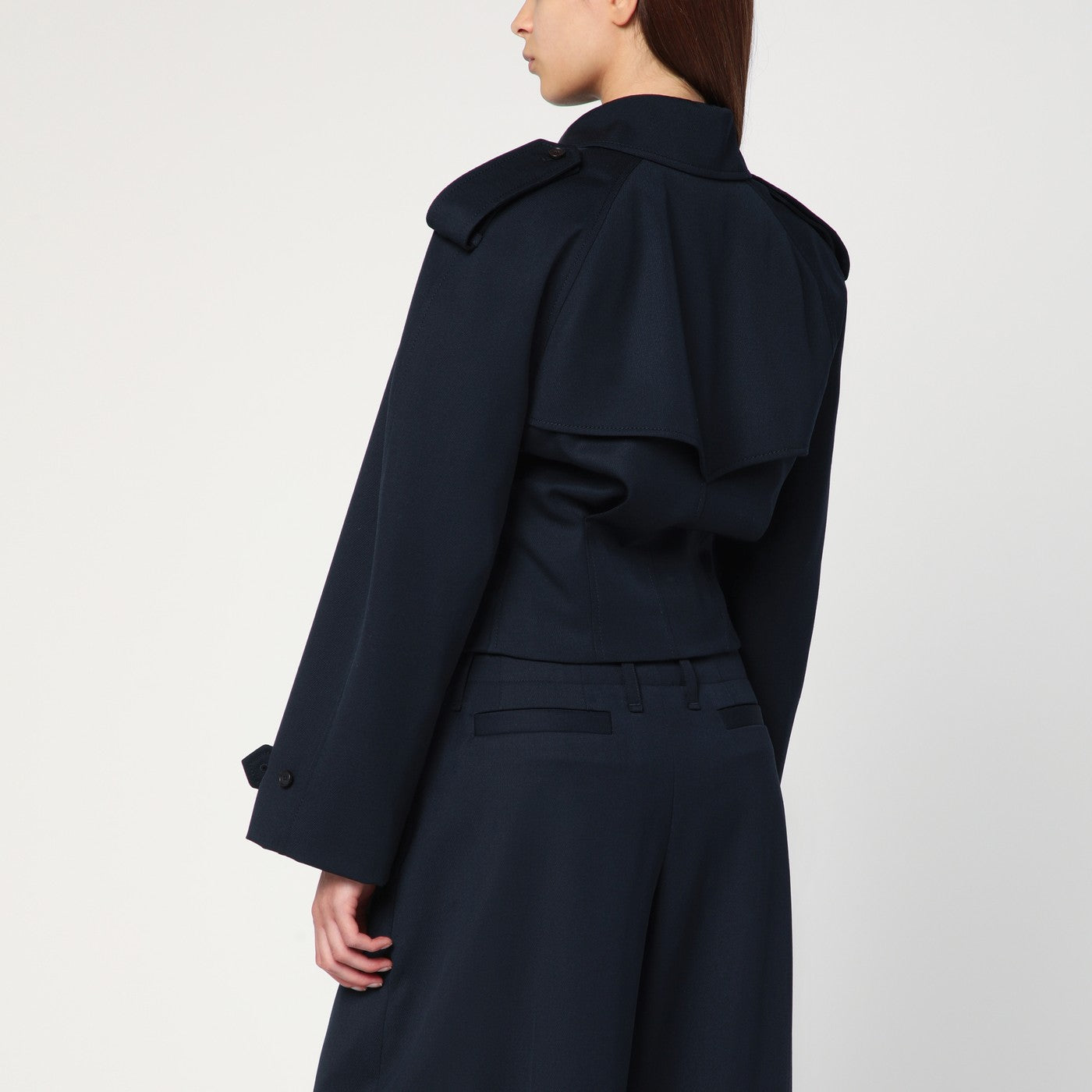 Kurze marineblaue Zweireiherjacke