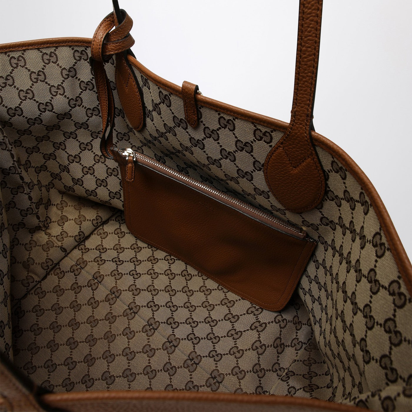 Large size bag Gucci Totissima brown
