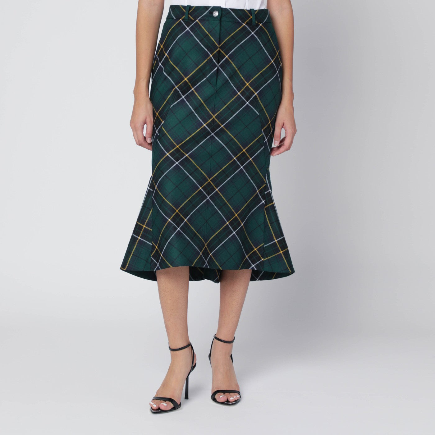 Flared skirt in wool tartan