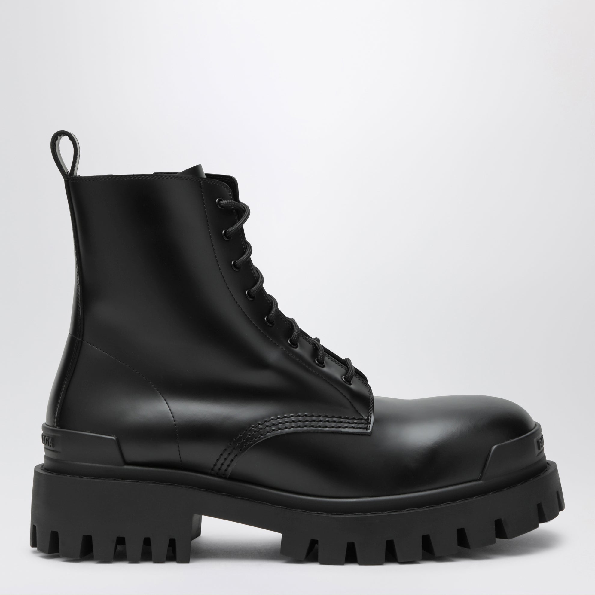 Schwarze Combat-Stiefel aus Leder