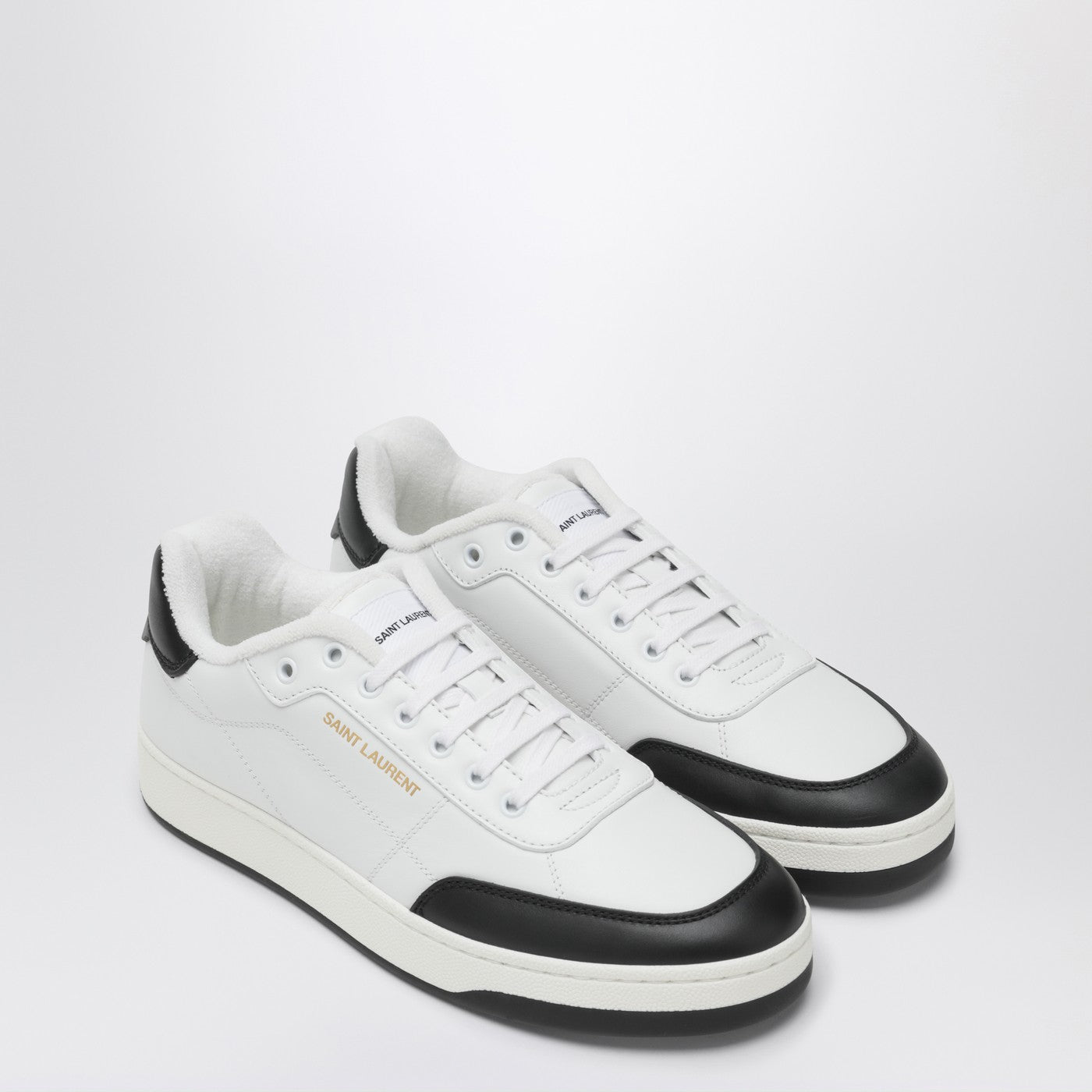 Basket basse SL/61 noires/blanches