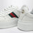 Sneakers bianca con suola oversize
