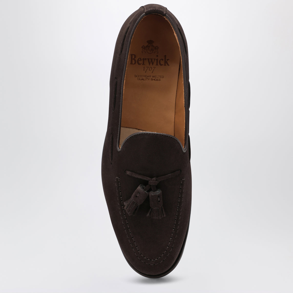 Mocassins marron en daim avec pompons