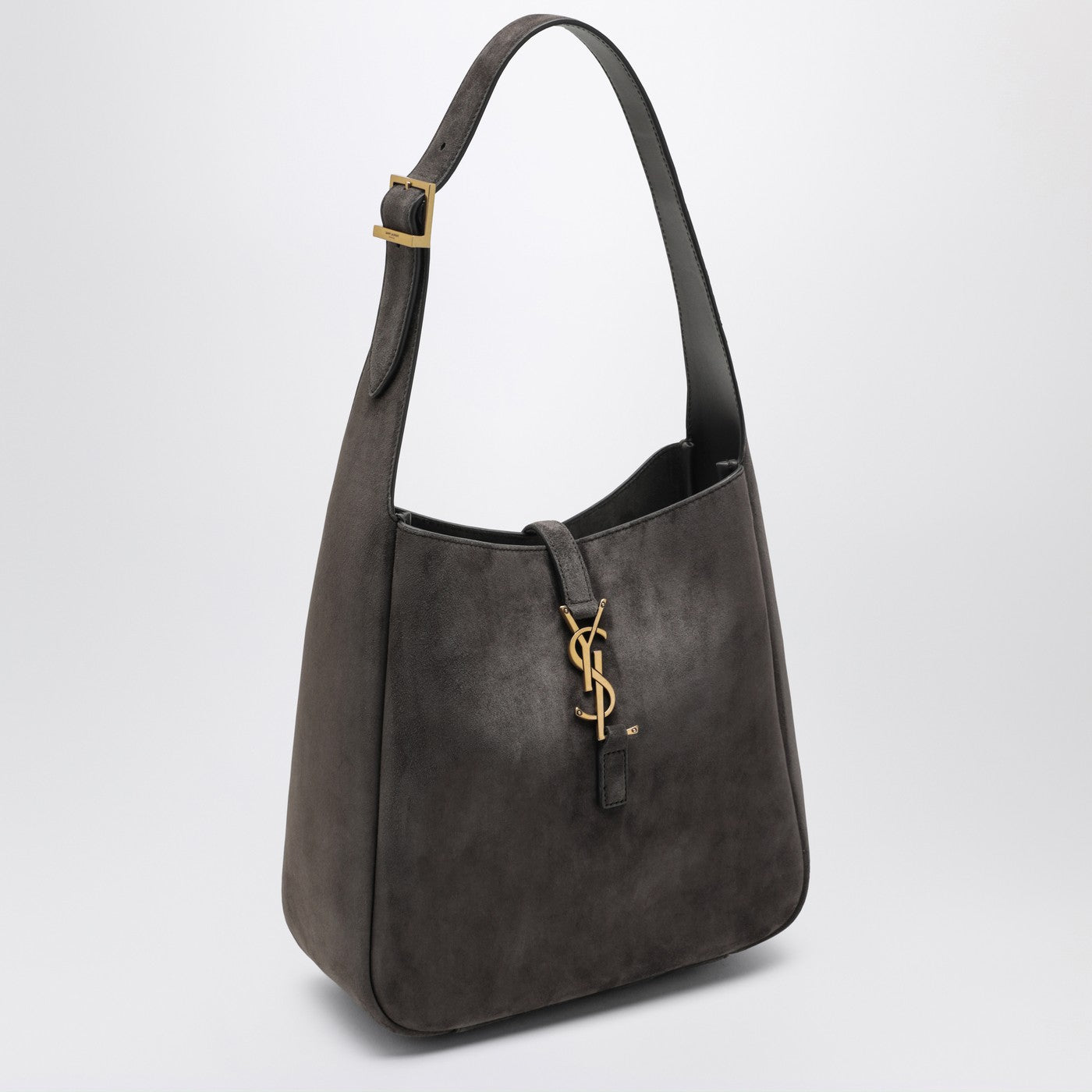 Kleine Le 5 À 7 Tasche aus grauem Wildleder