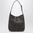 Kleine Le 5 À 7 Tasche aus grauem Wildleder