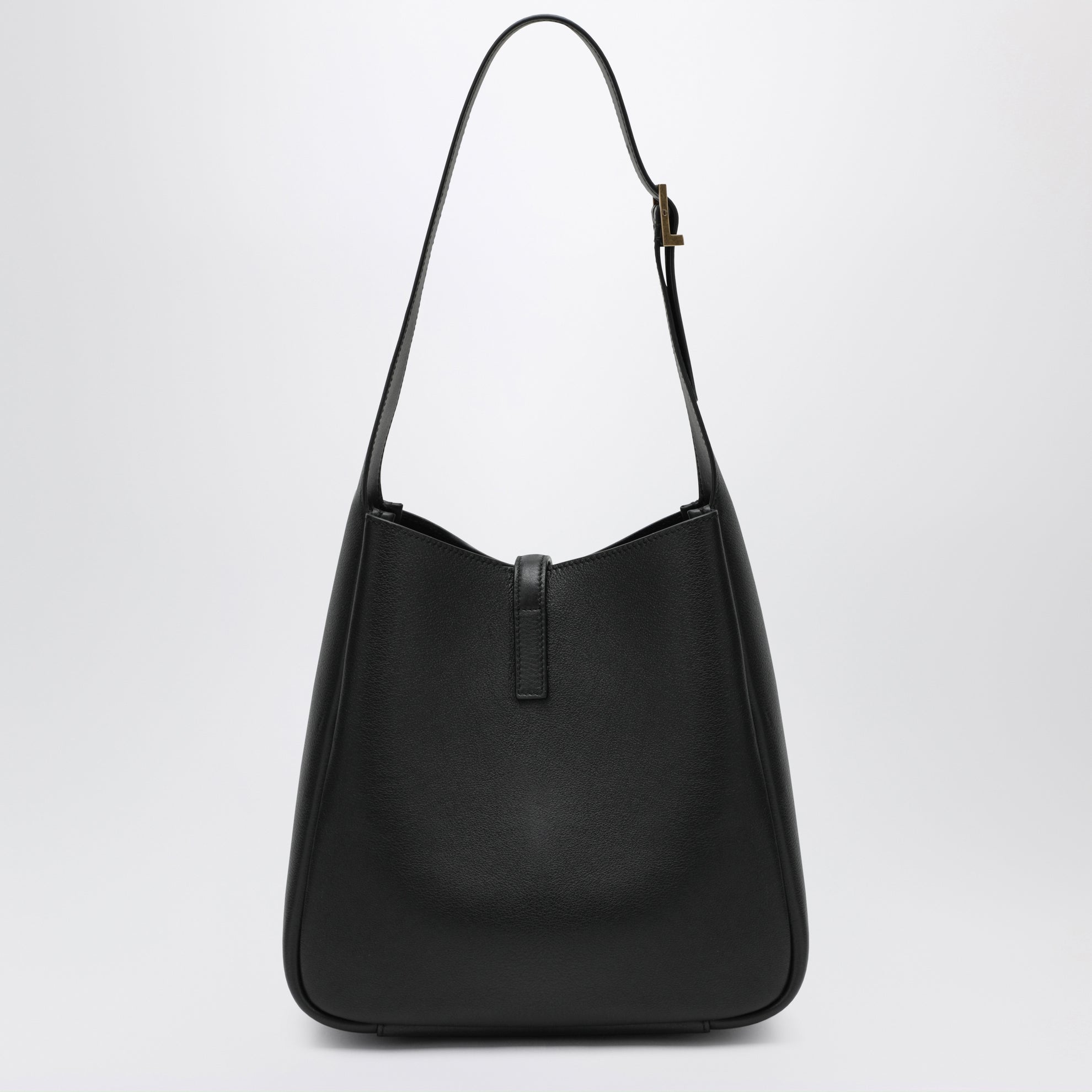 Small black LE 5 À 7 bag in textured leather