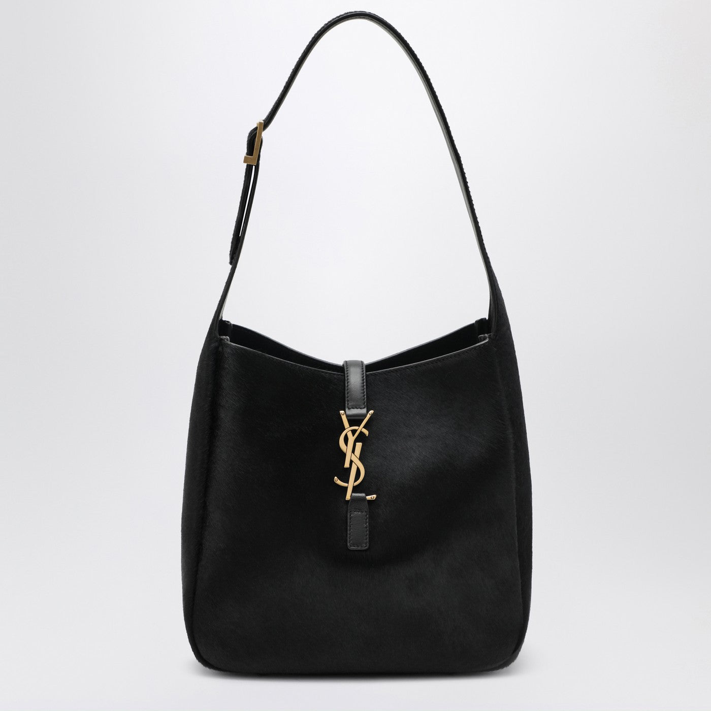 Schwarze Le 5 À 7 Schultertasche aus Ponyfell-Leder