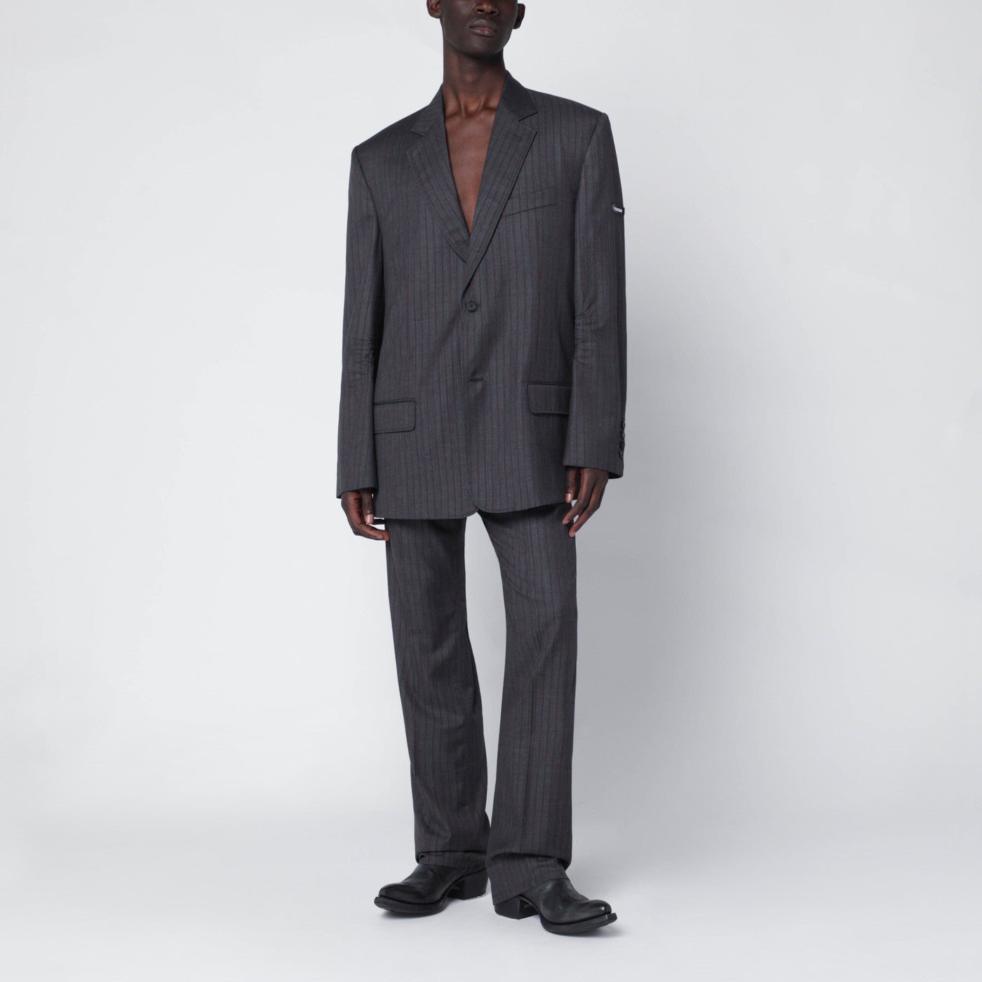 Veste à un bouton en laine grise à rayures